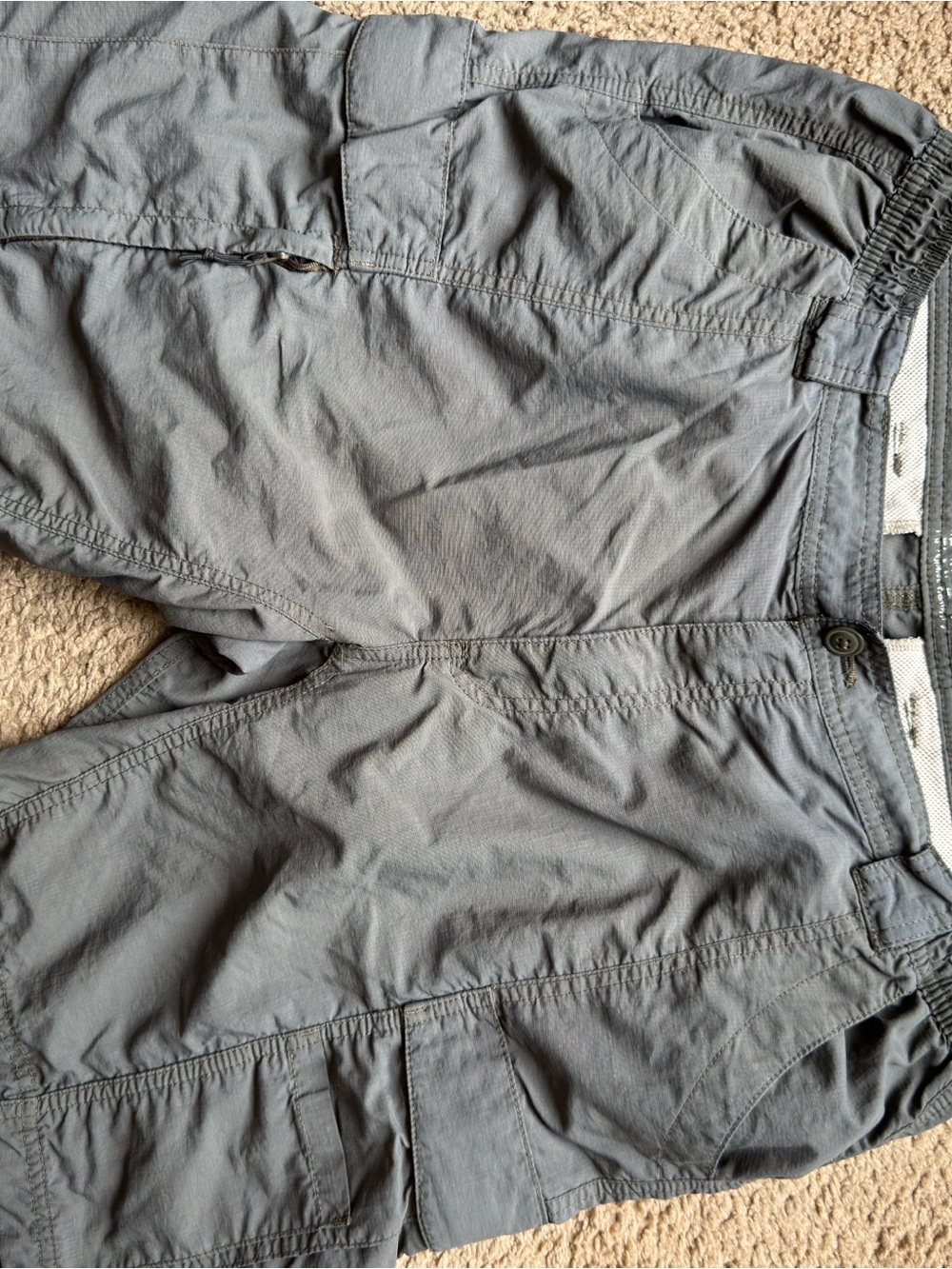 Coleman Gray Mesh Lined Men's Shirt Label Detail